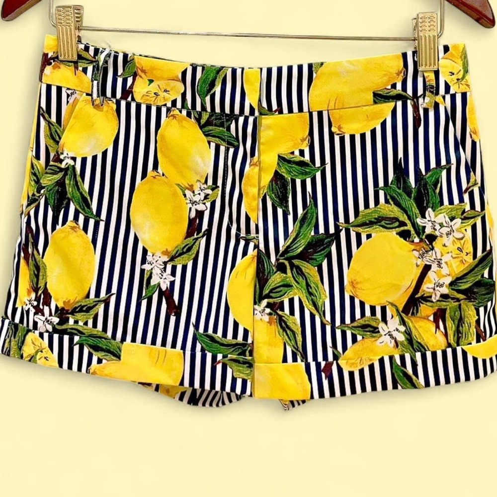Ovi Lemon Print Striped Women's Shorts